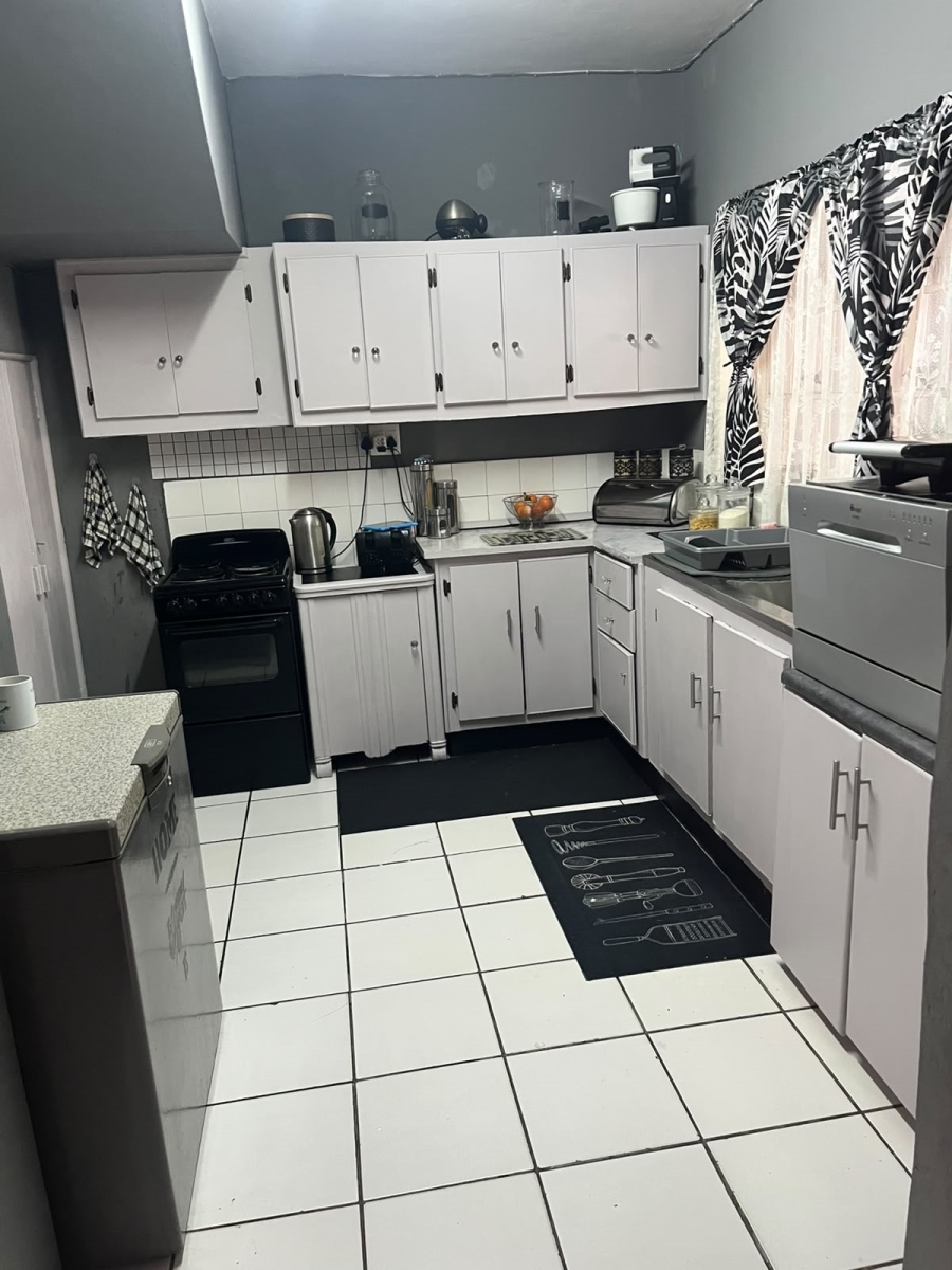 4 Bedroom Property for Sale in Bedelia Free State